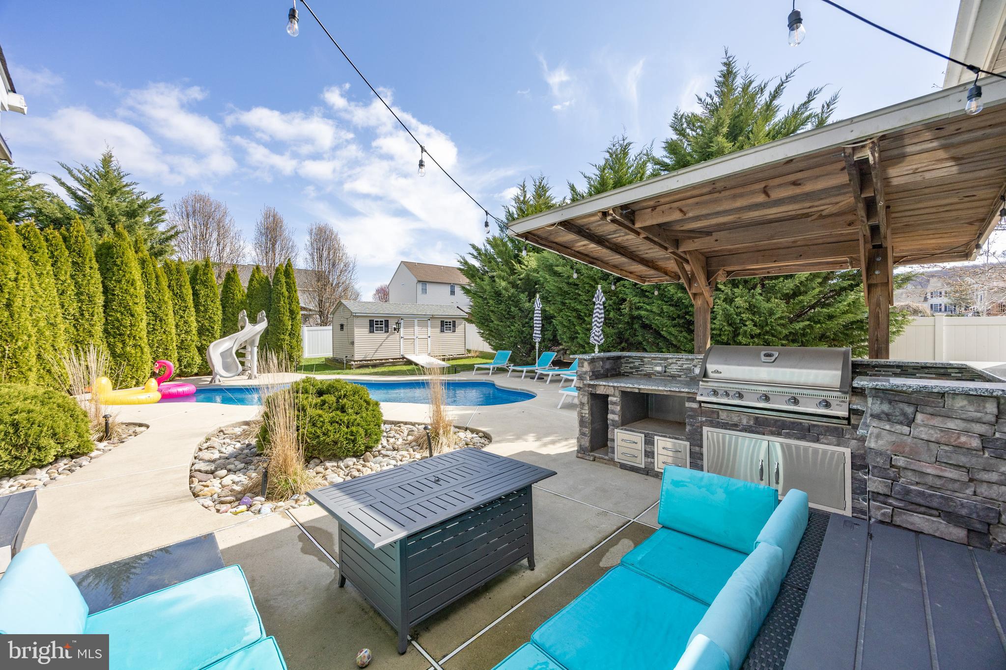 PENNWOOD FARMS - Residential