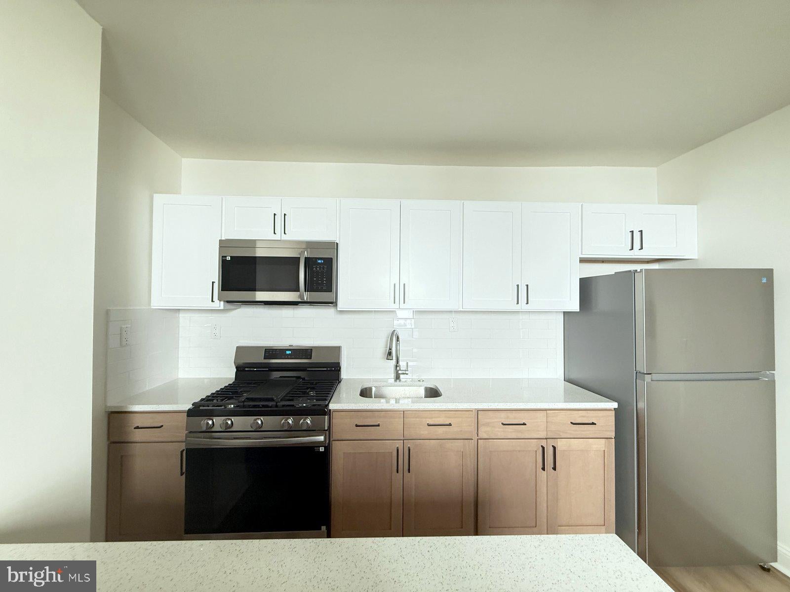 116 E BROAD STREET 1