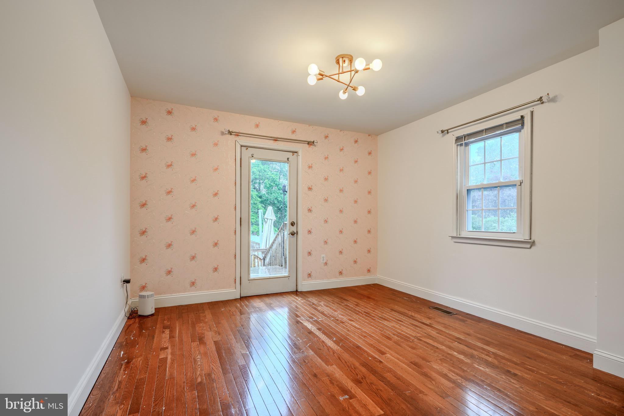 FULLERTON FARMS - Residential