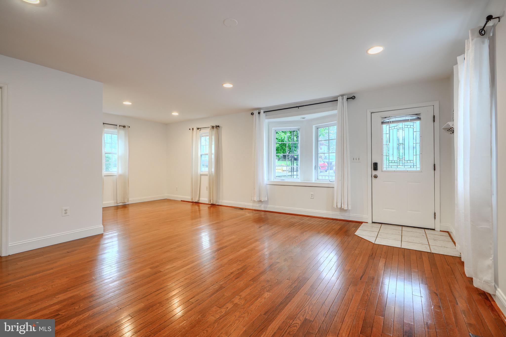 FULLERTON FARMS - Residential
