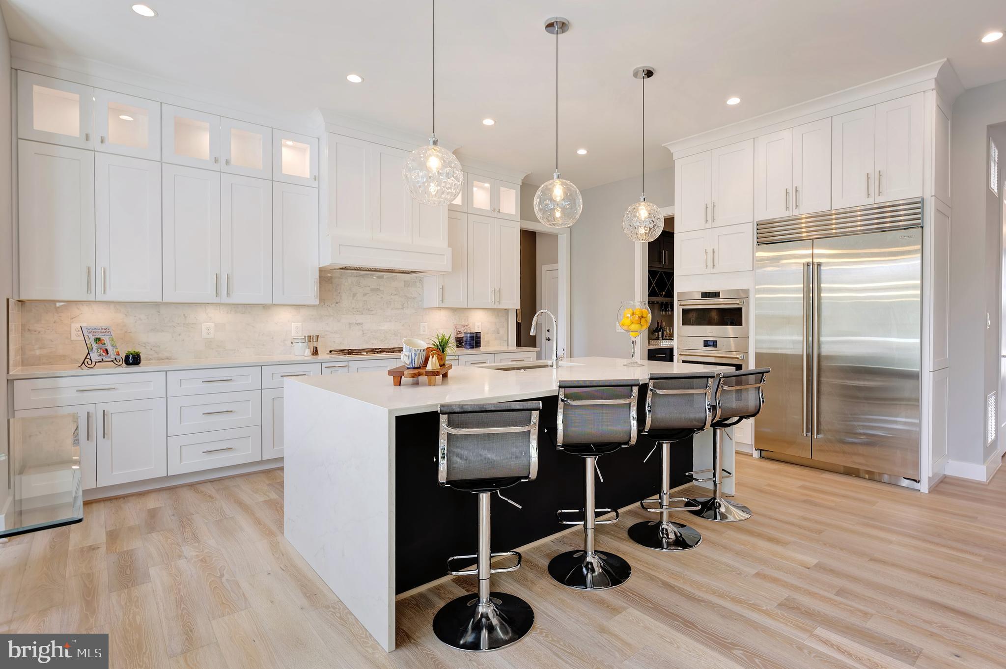 VIENNA WOODS - Residential