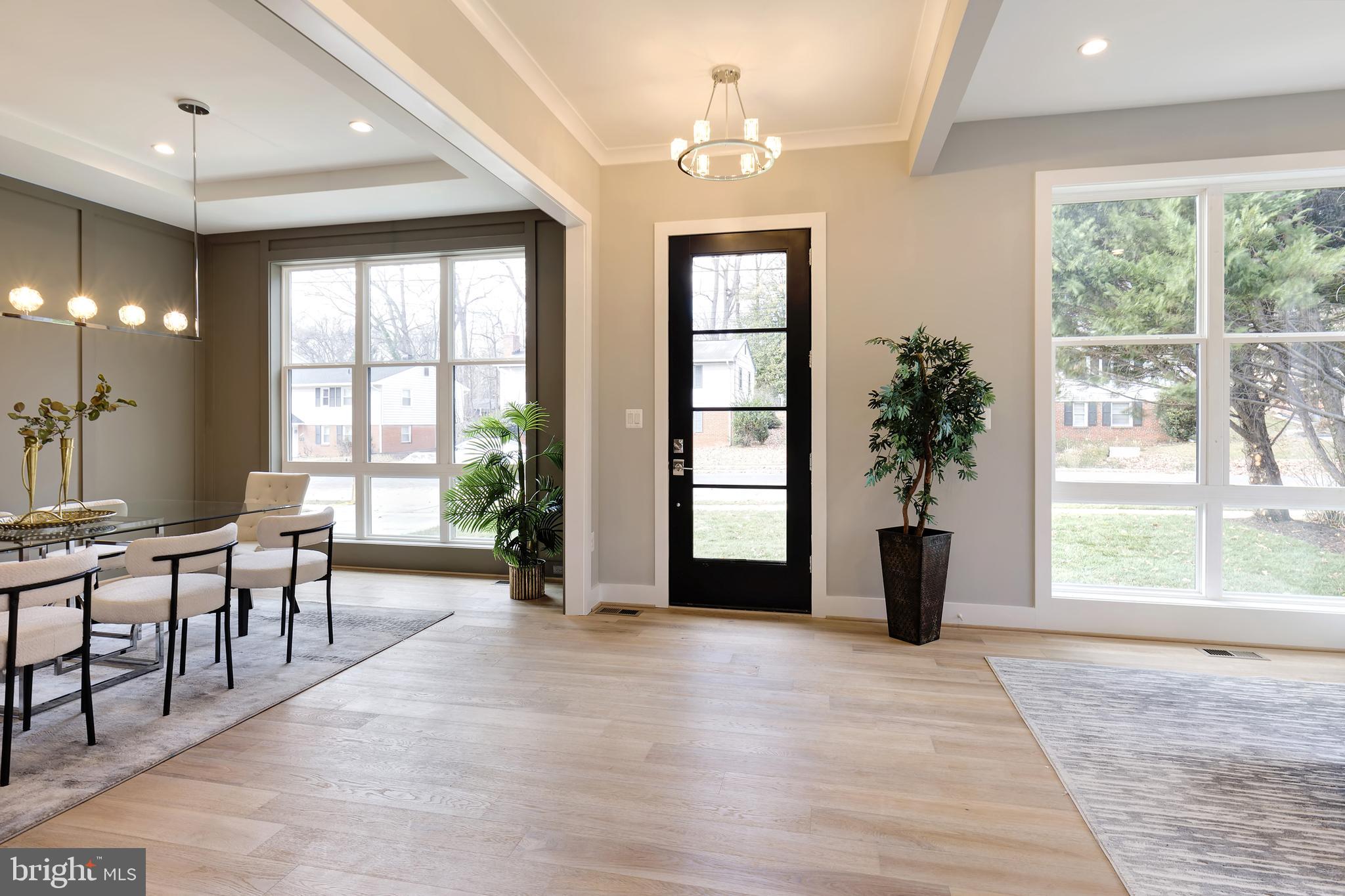 VIENNA WOODS - Residential