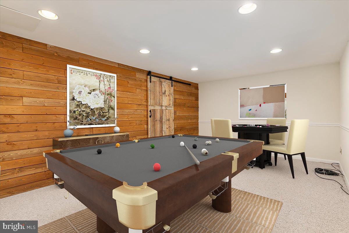 CHALET WOODS - Residential