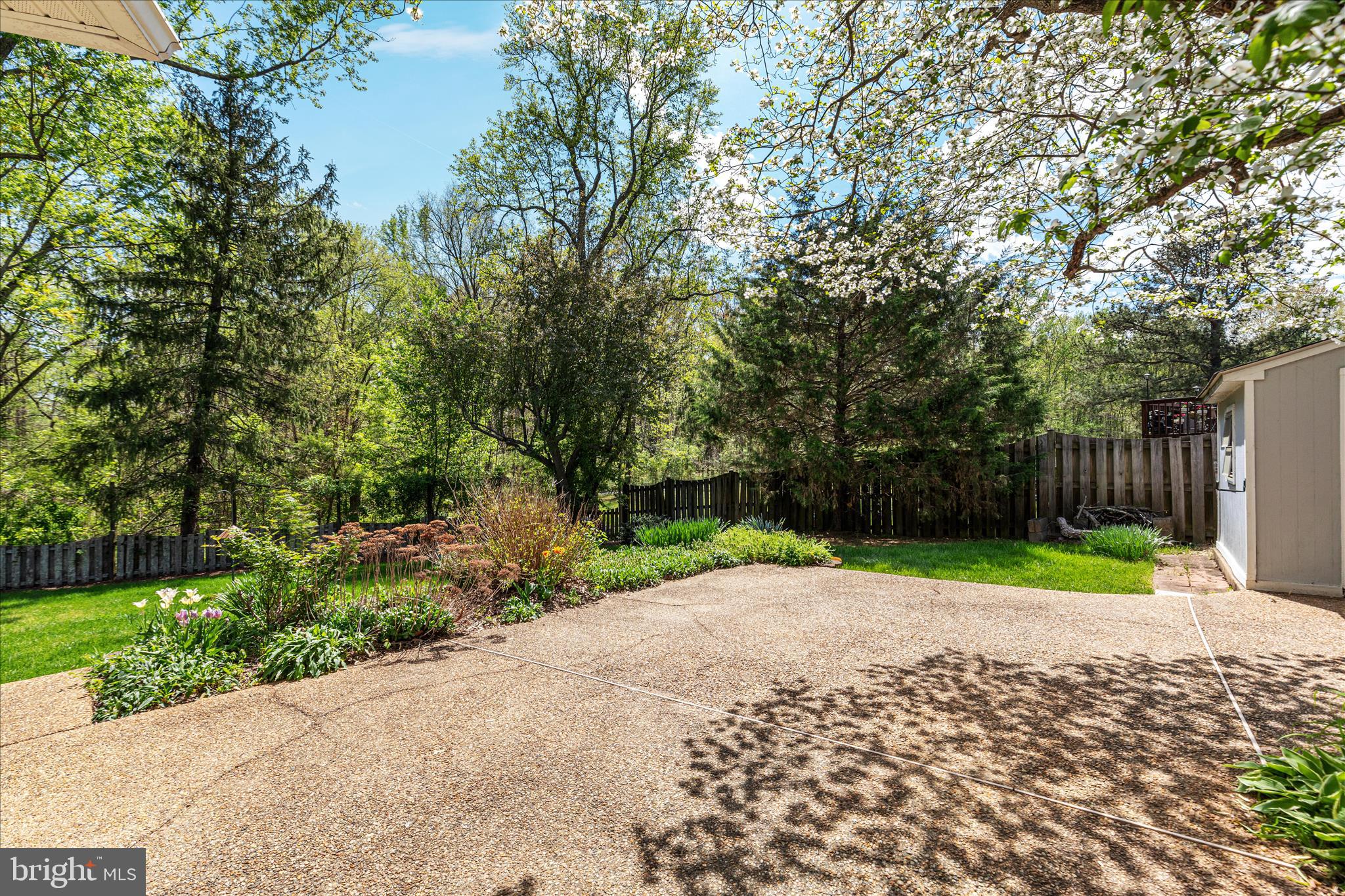 CHALET WOODS - Residential