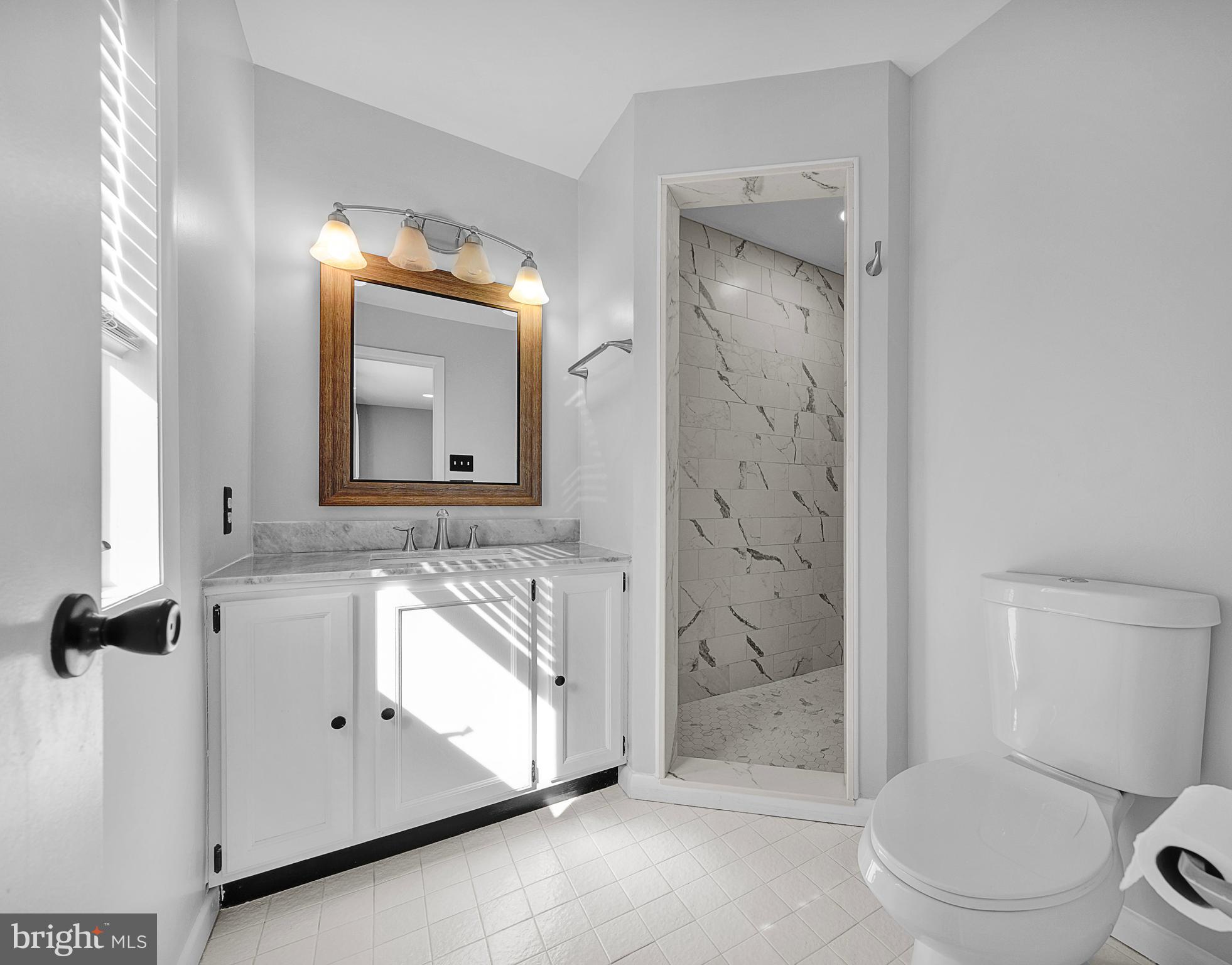 INGHAM MEWS - Residential Lease