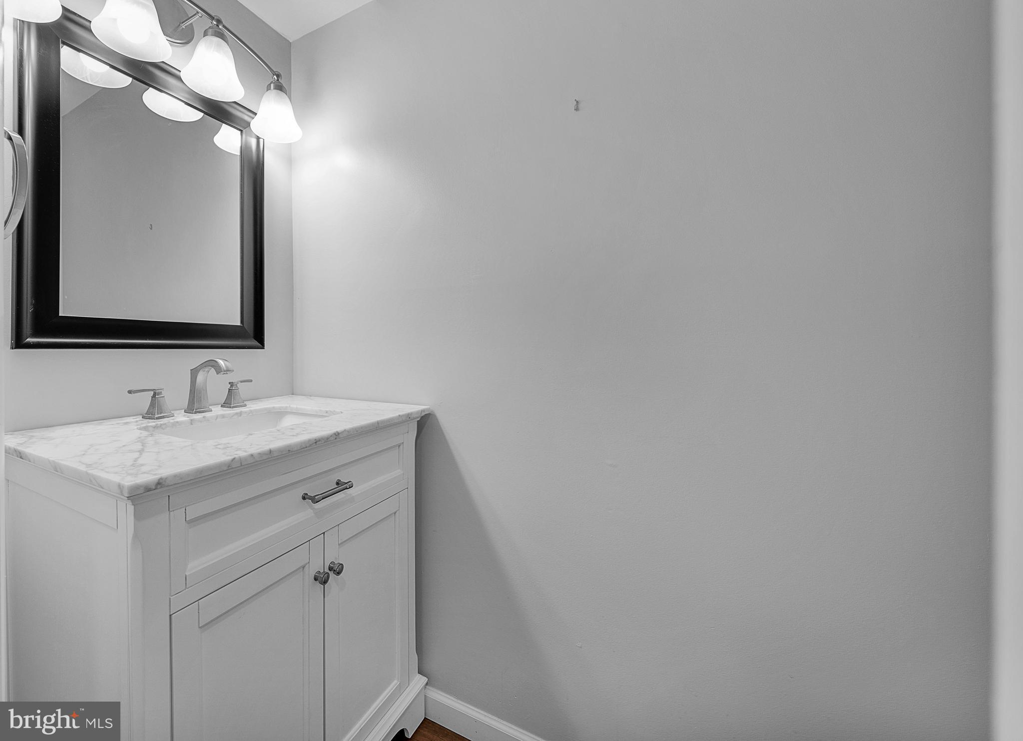 INGHAM MEWS - Residential Lease