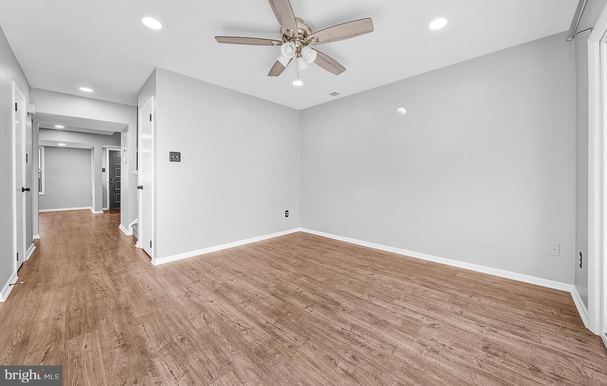 INGHAM MEWS - Residential Lease