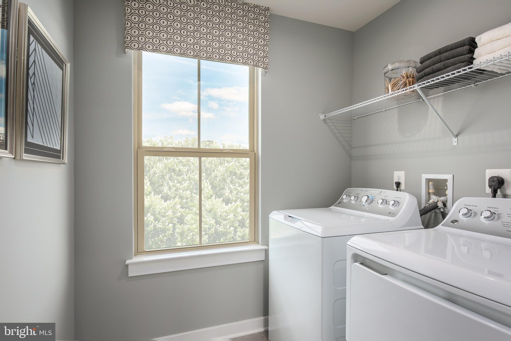 DANVILLE ESTATES - Residential