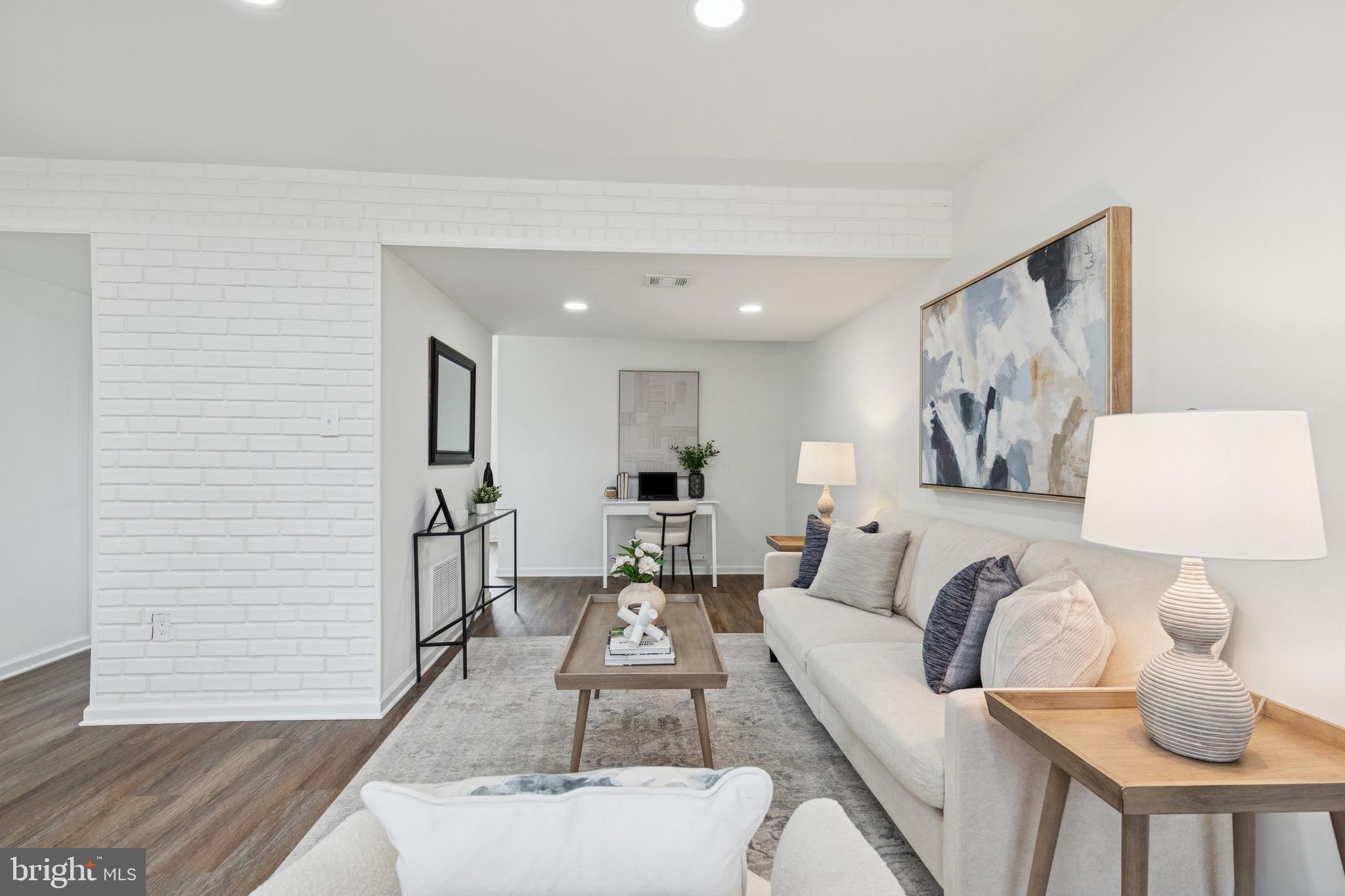 DISCOVERY - Residential