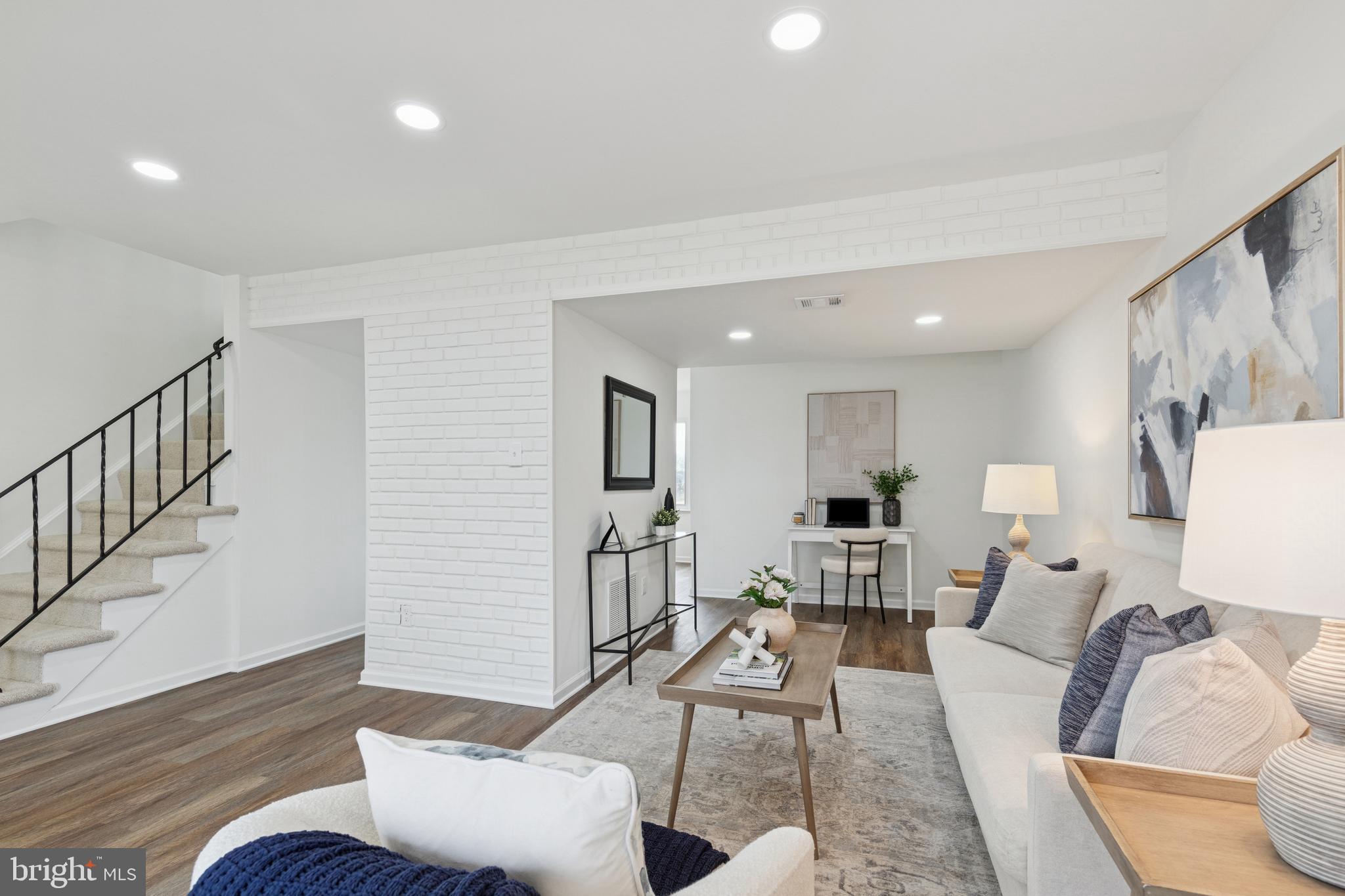 DISCOVERY - Residential