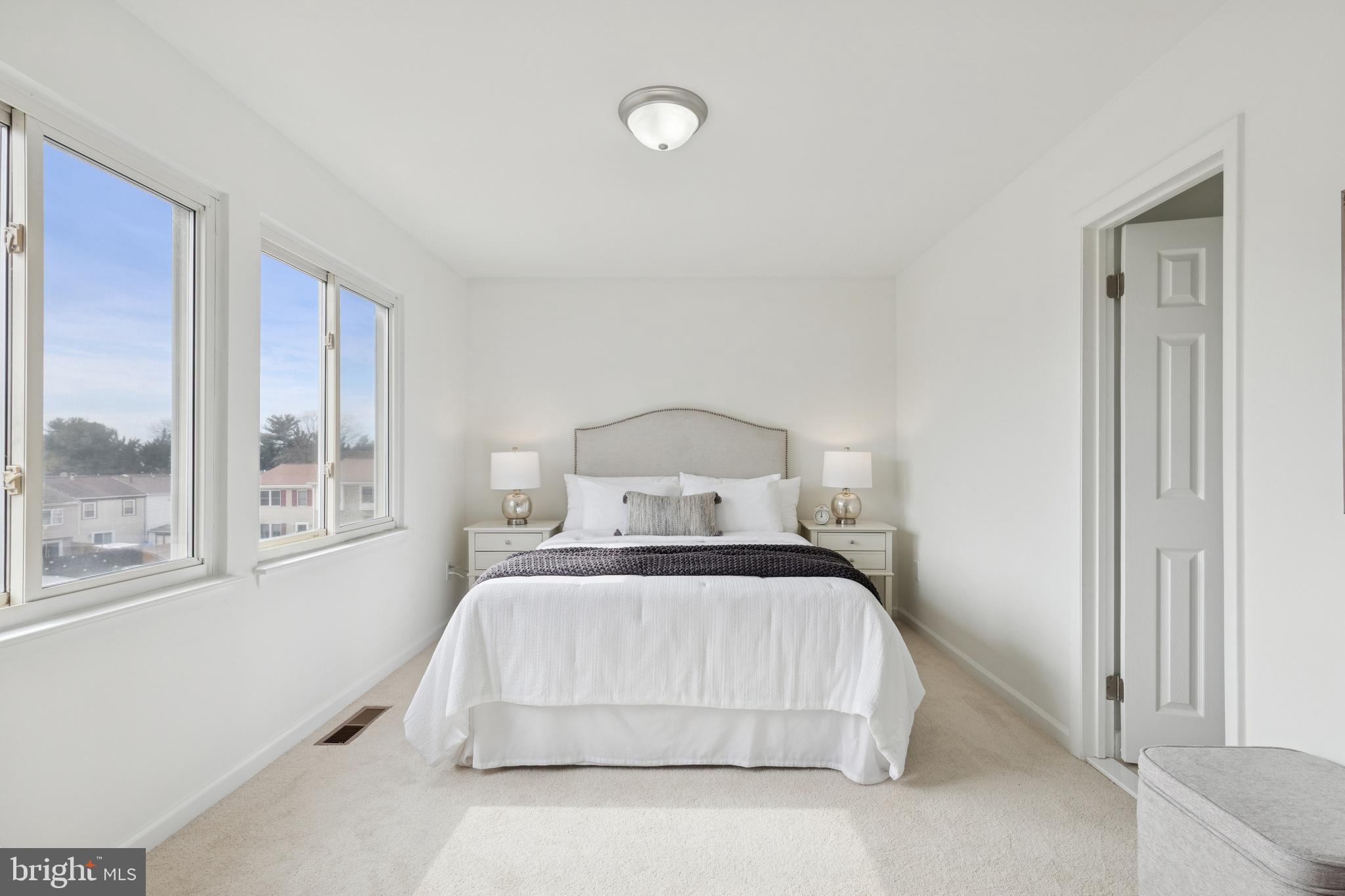 DISCOVERY - Residential