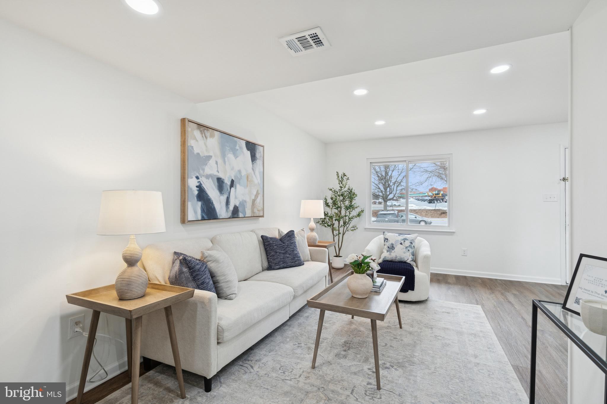 DISCOVERY - Residential