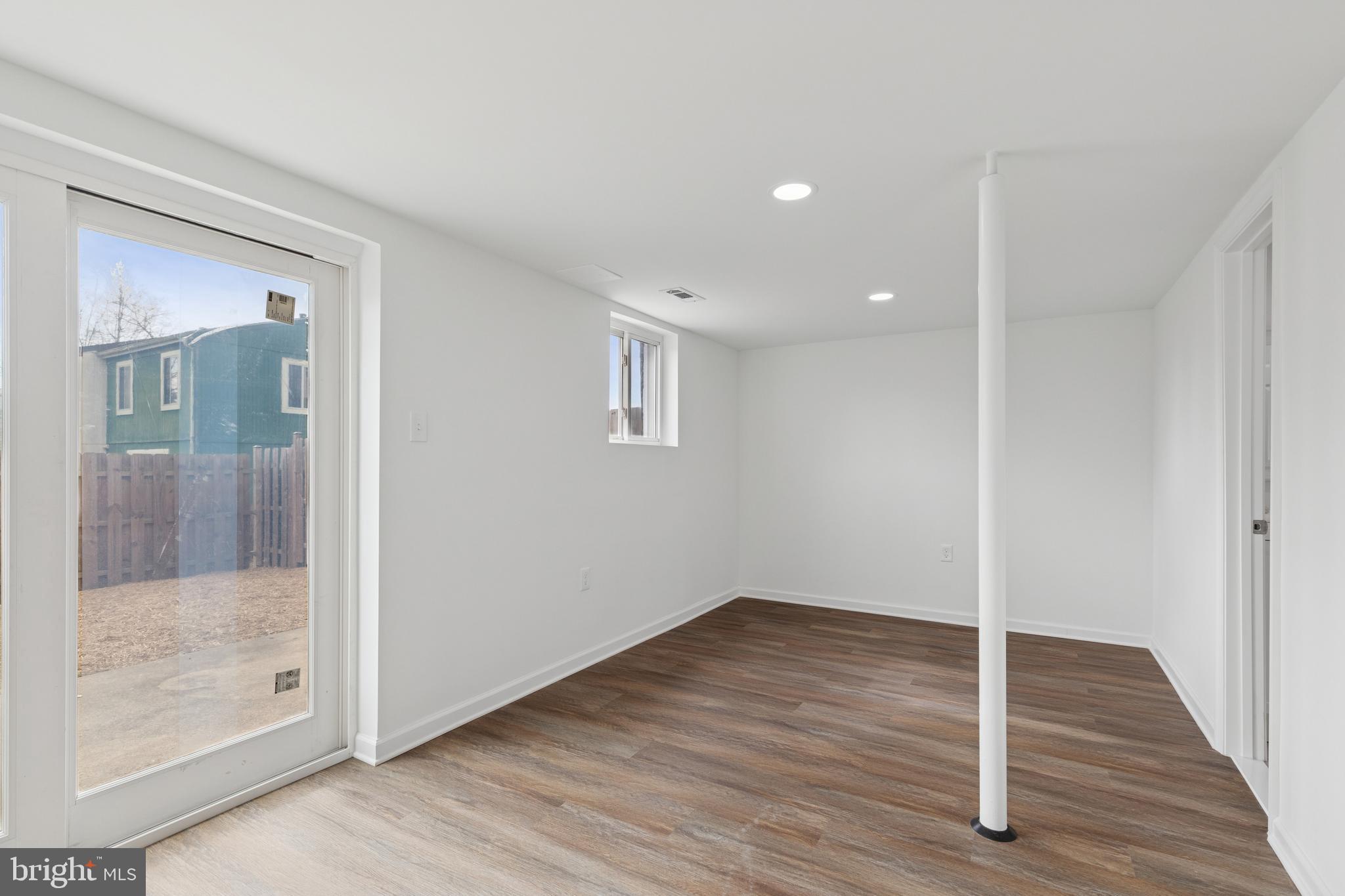 DISCOVERY - Residential