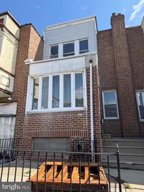 Townhouse For Sale - 2903 Robbins Street<br/> PHILADELPHIA, PA 19149