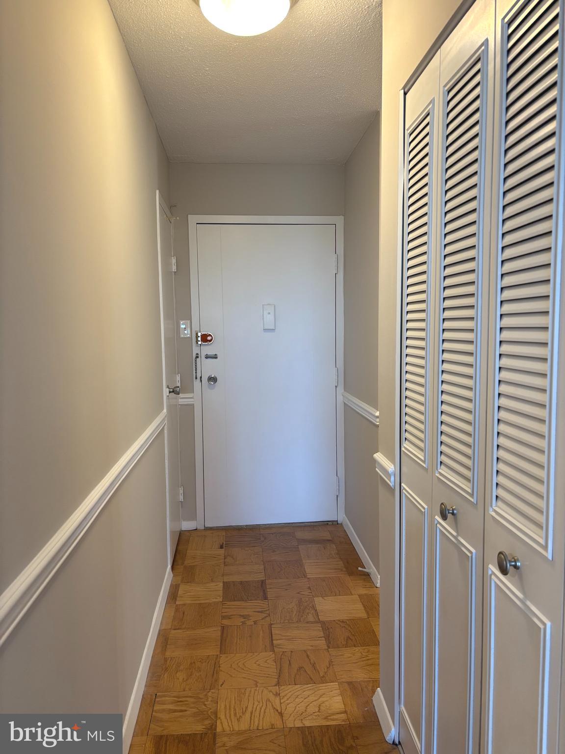 CIRCLE CONDOMINIUMS - Residential