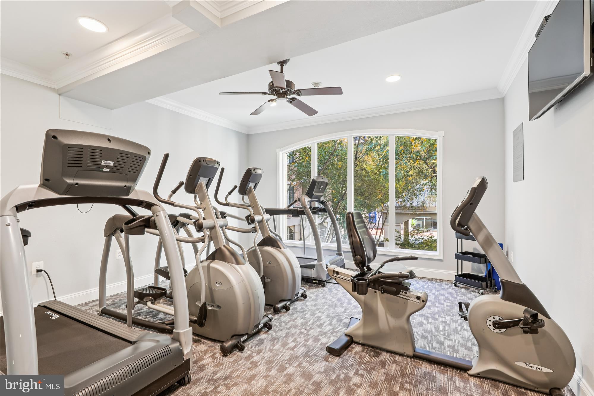 TOWN CENTER - Residential Lease