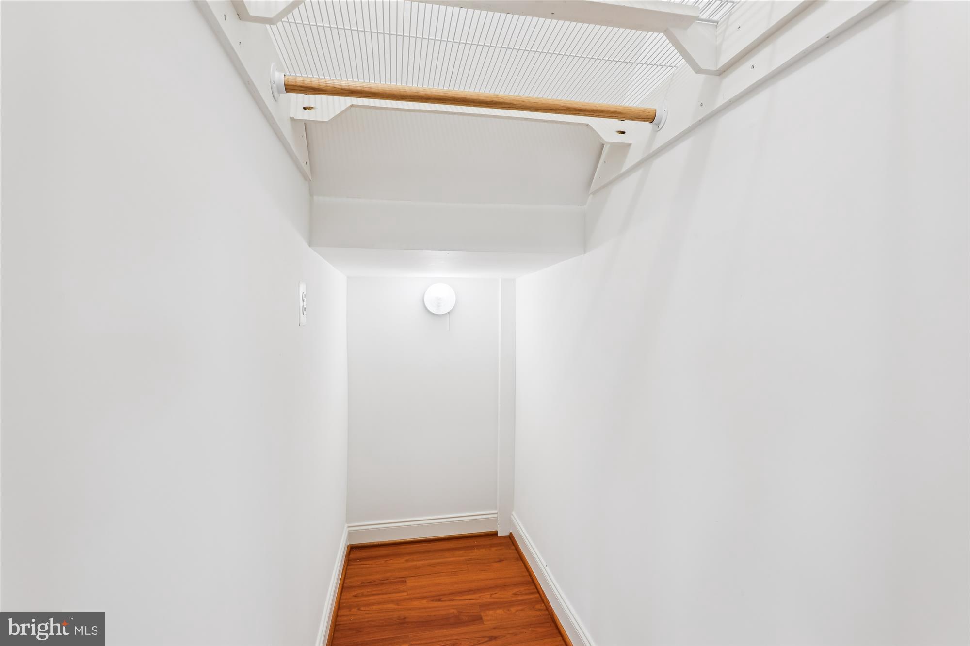 TOWN CENTER - Residential Lease