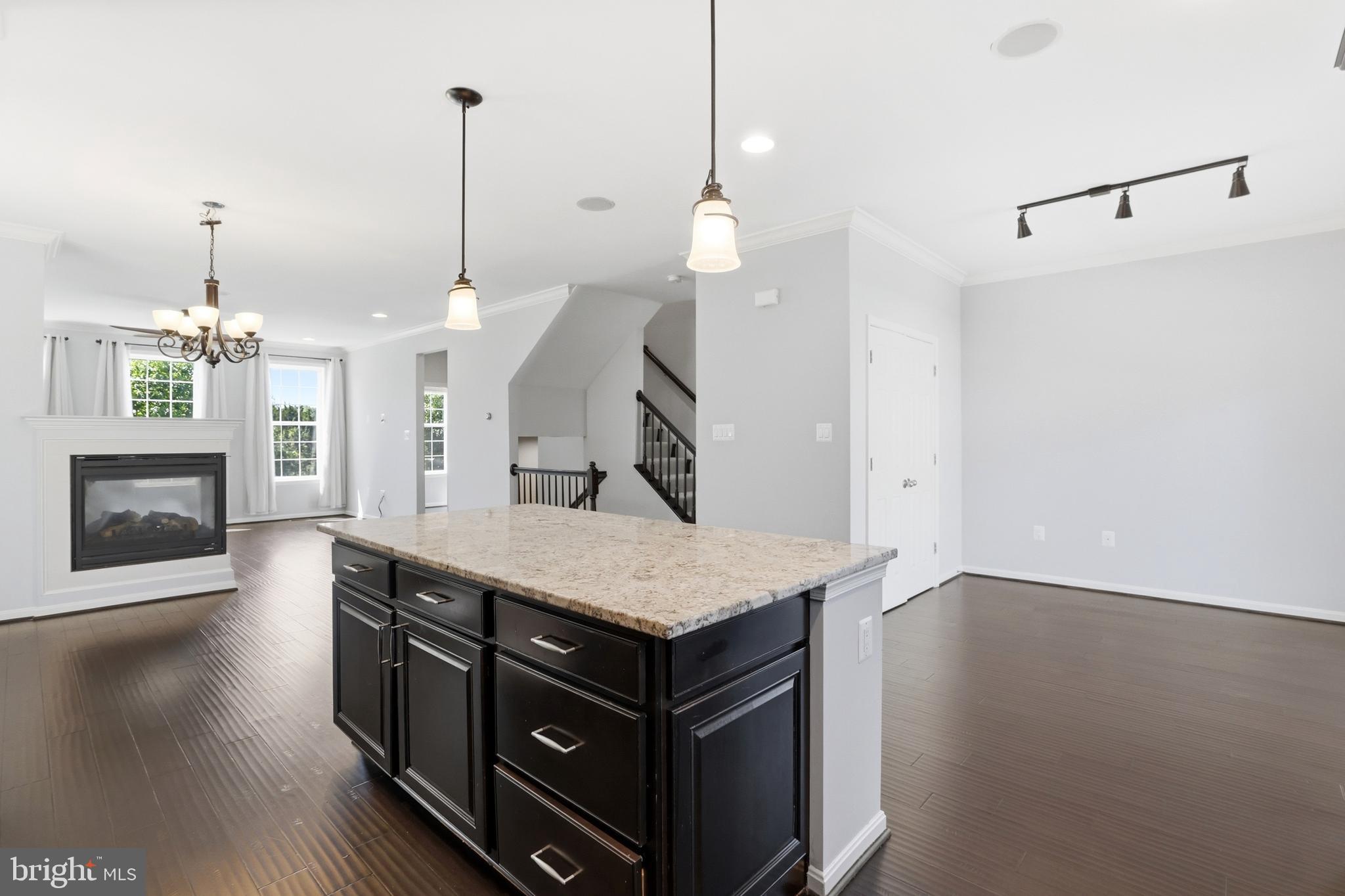 HASTINGS MARKETPLACE - Residential