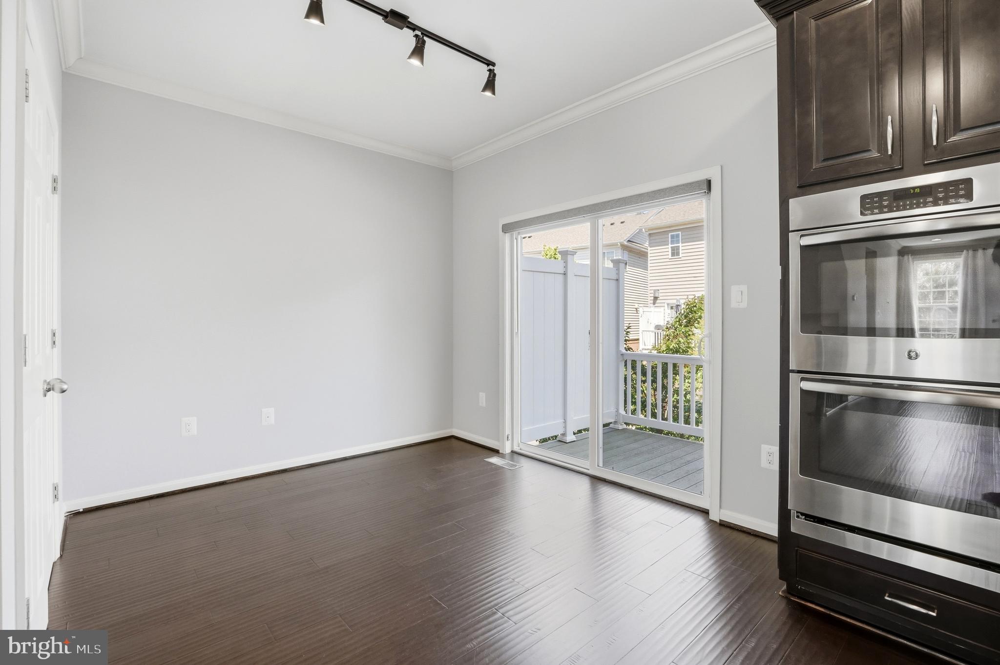 HASTINGS MARKETPLACE - Residential