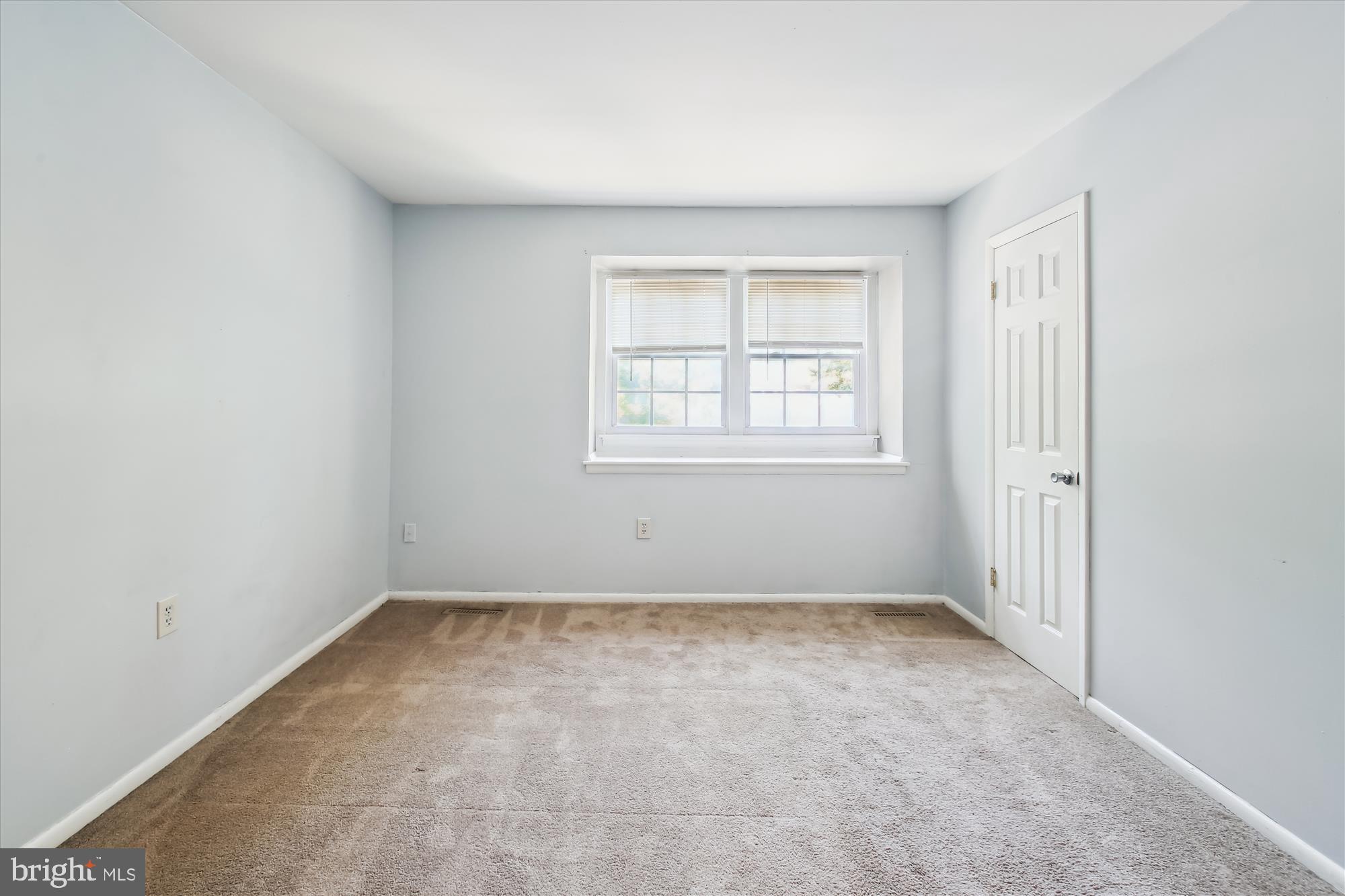 SUSSEX SQUARE CONDO - Residential