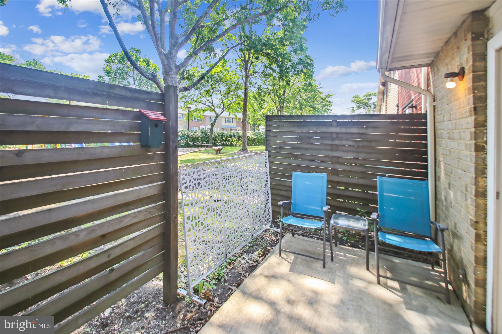 SUSSEX SQUARE CONDO - Residential