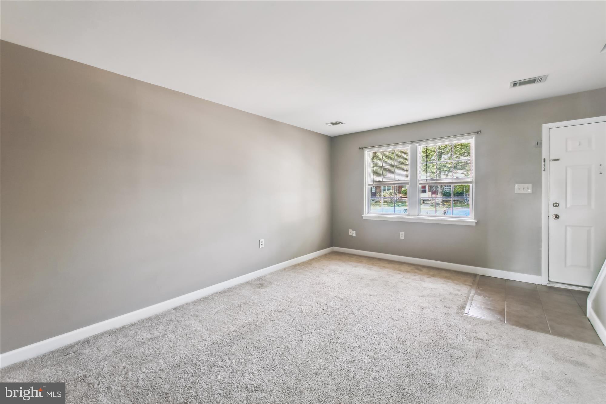 SUSSEX SQUARE CONDO - Residential