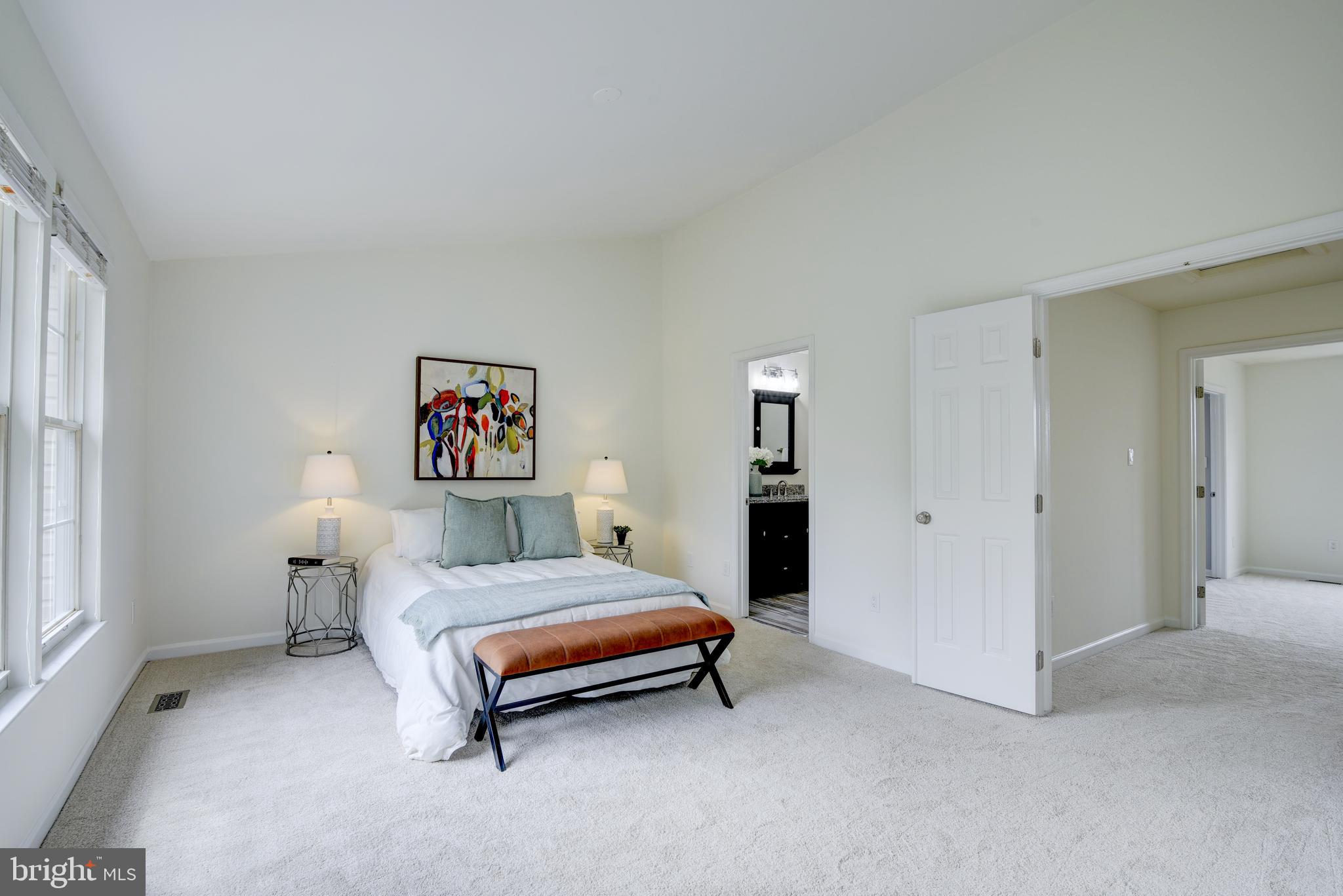 POTOMAC LAKES - Residential