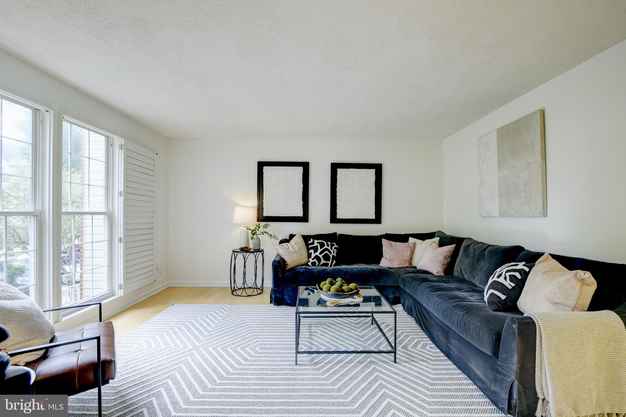 POTOMAC LAKES - Residential