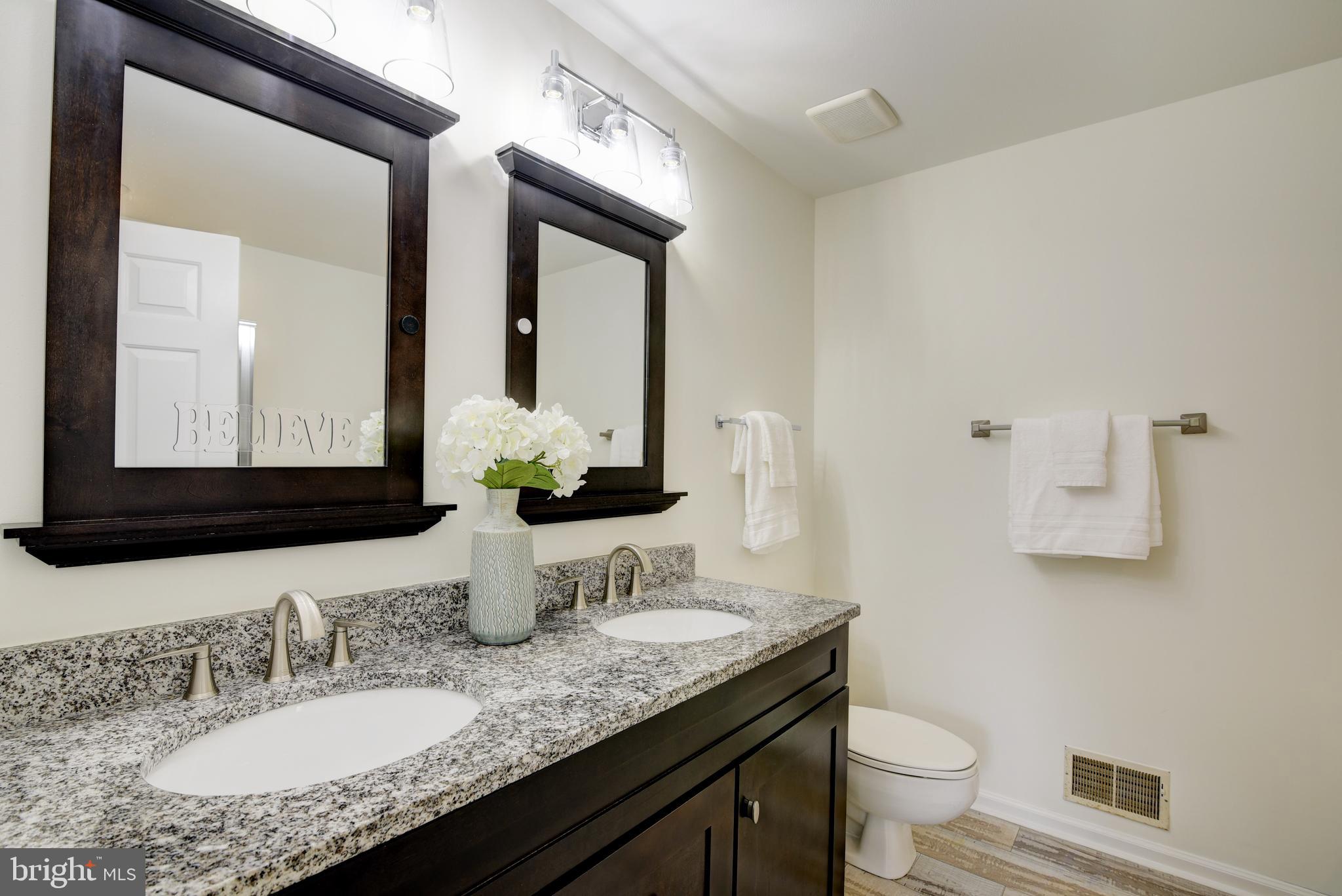 POTOMAC LAKES - Residential