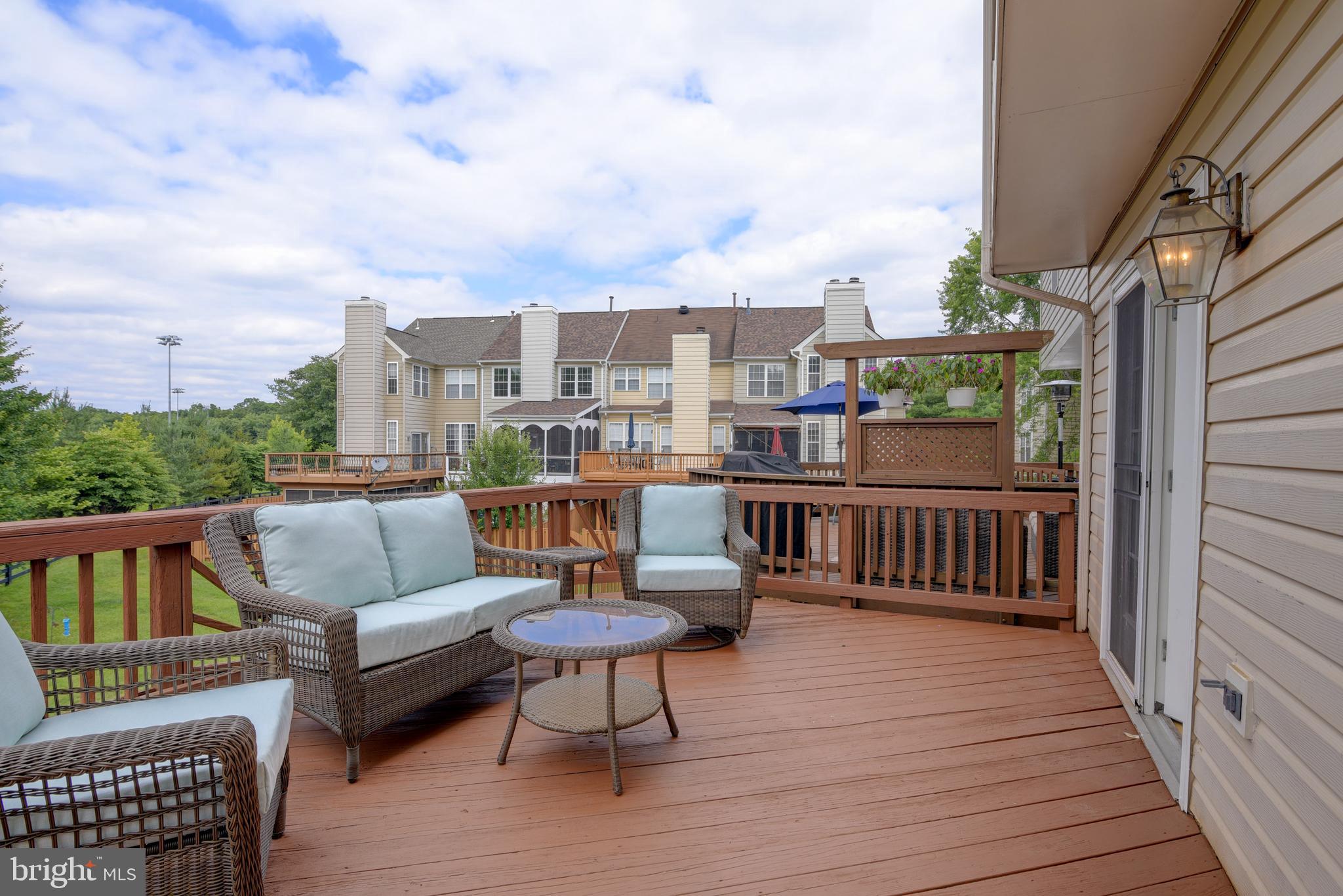 POTOMAC LAKES - Residential