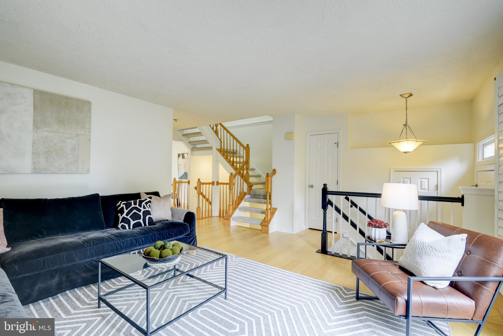 POTOMAC LAKES - Residential