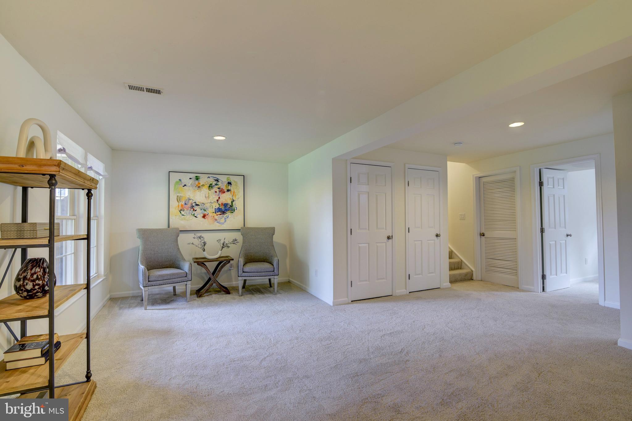 POTOMAC LAKES - Residential