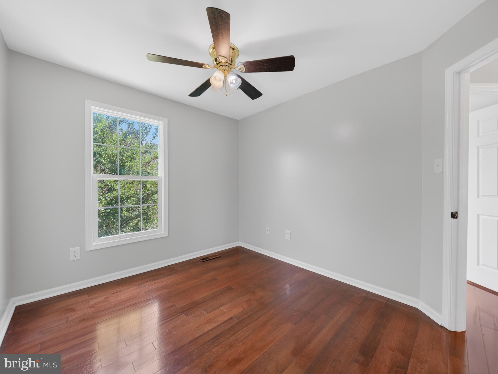 RUSSETT - Residential