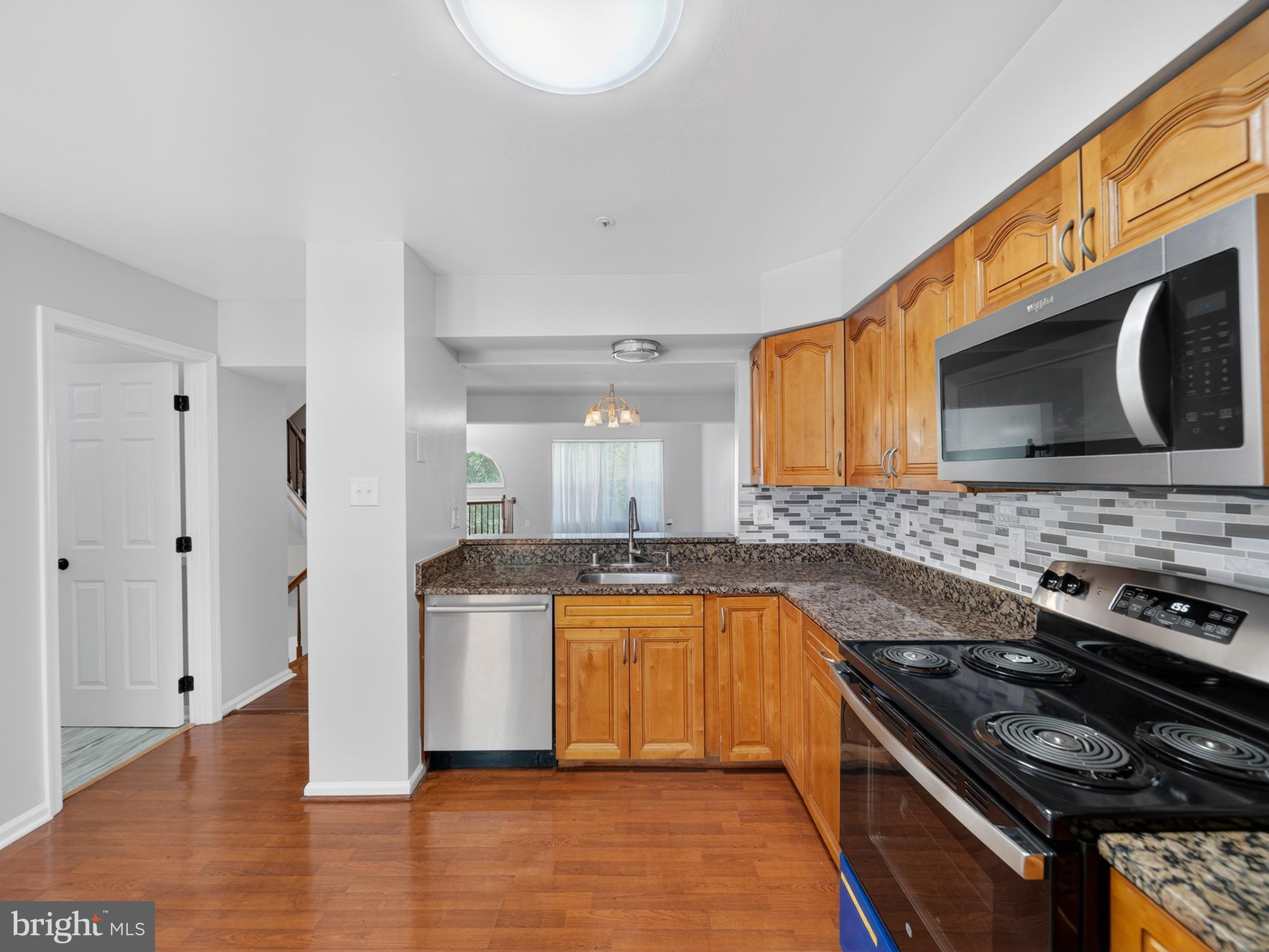 RUSSETT - Residential