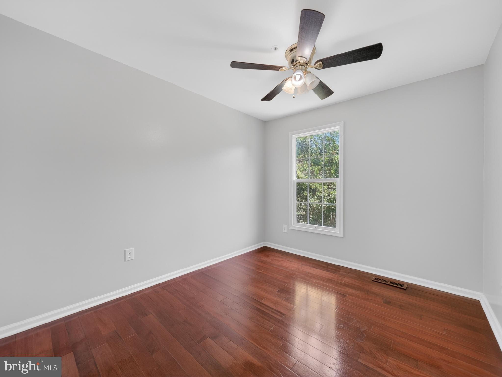 RUSSETT - Residential