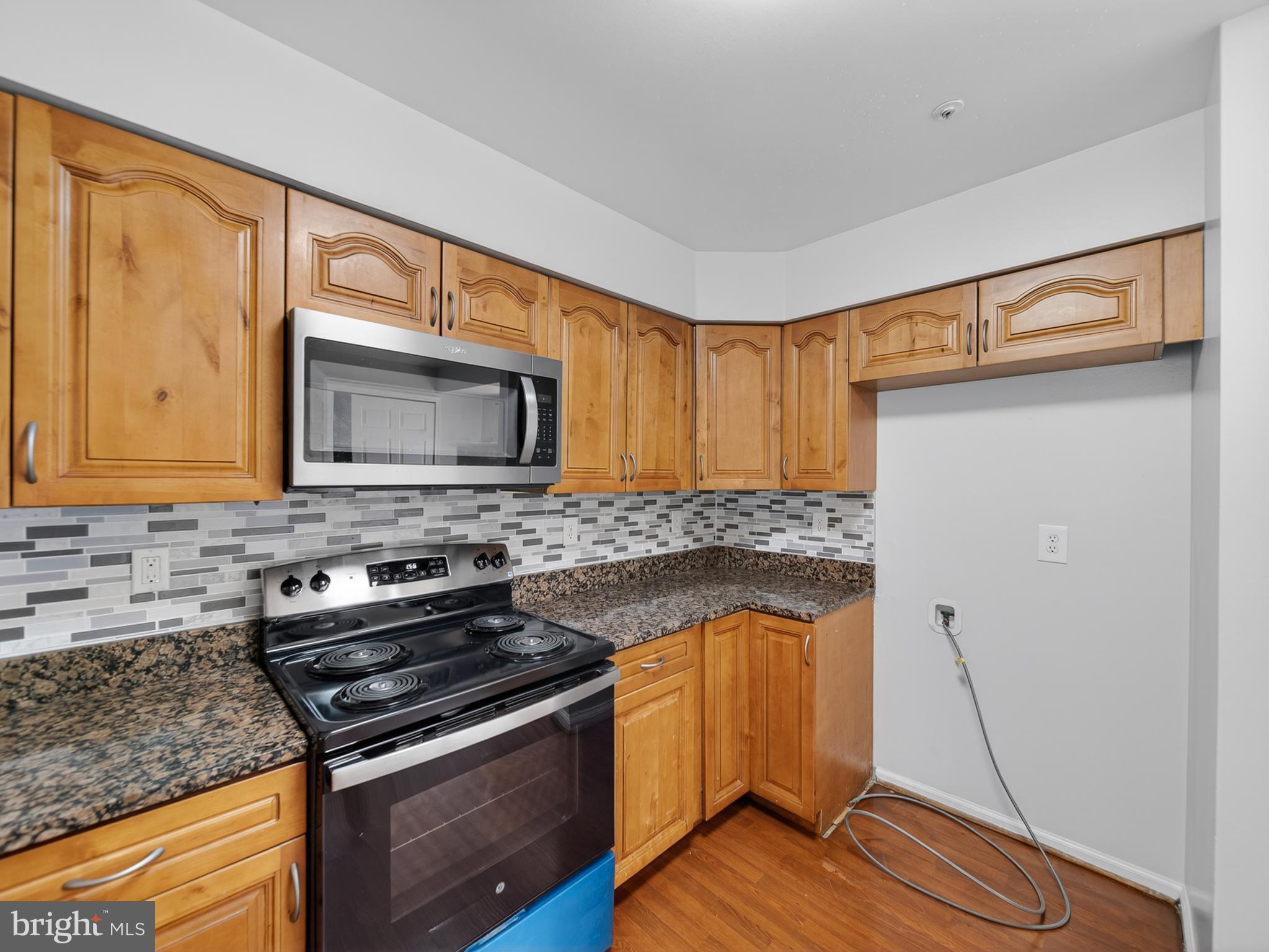 RUSSETT - Residential