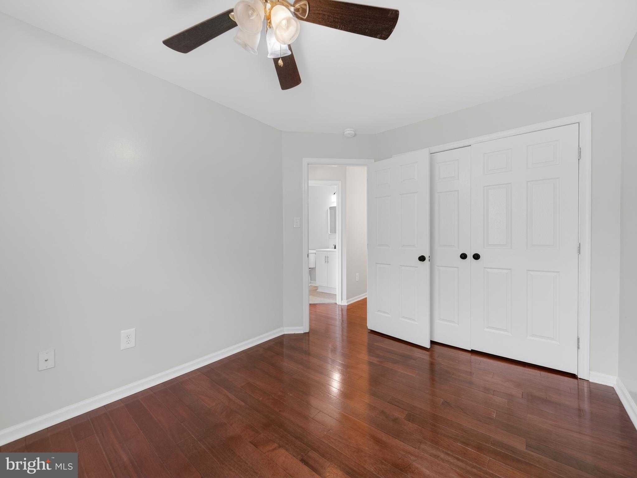 RUSSETT - Residential