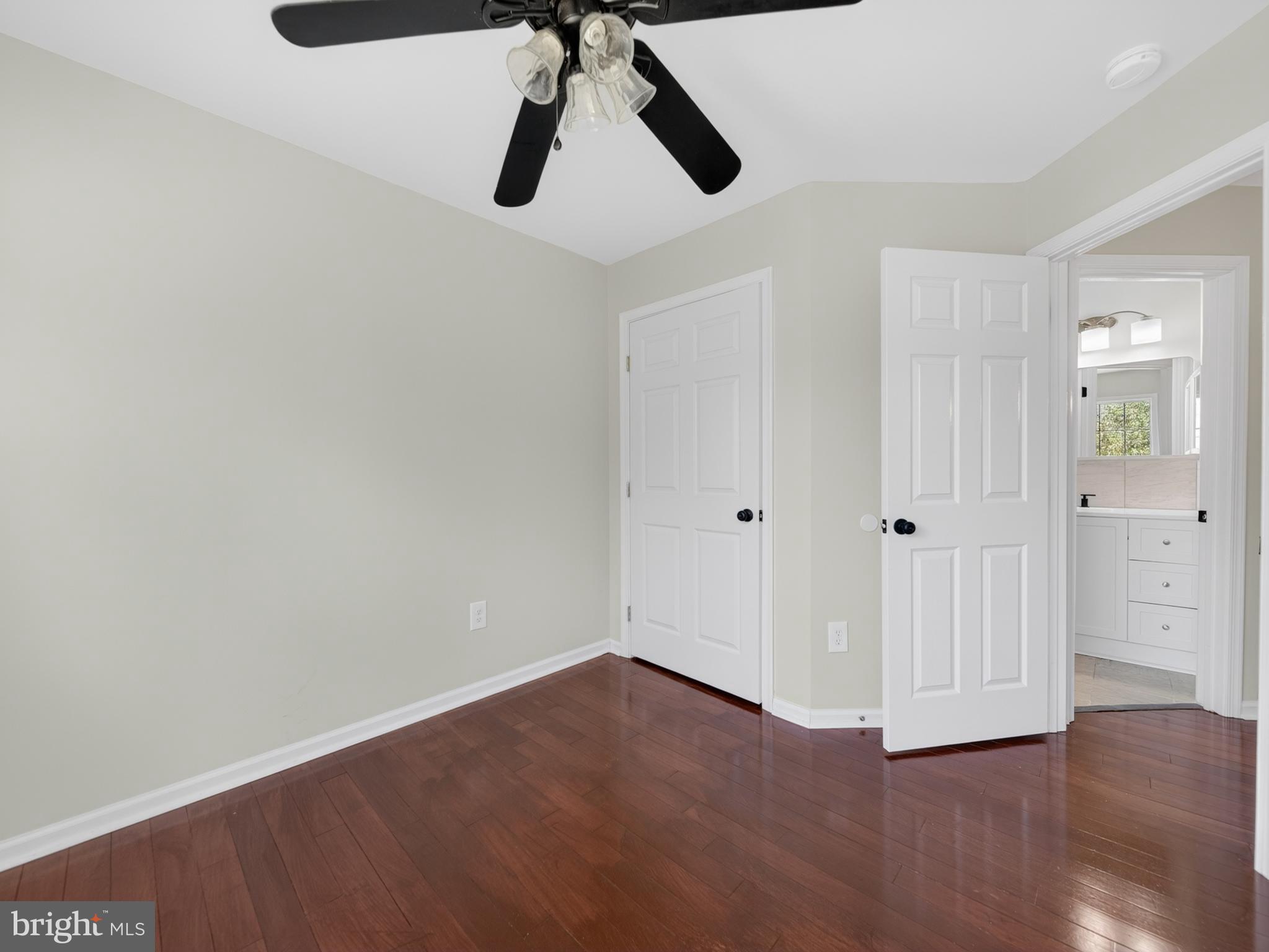RUSSETT - Residential