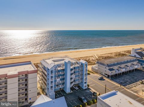 Condo For Sale - 12201 Wight Street #301<br/> Worcester County, OCEAN CITY, MD 21842