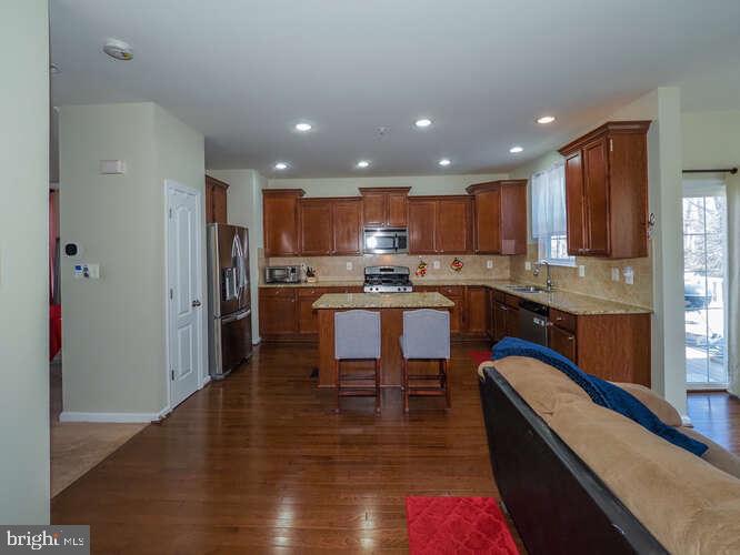 TANYARD SPRINGS - Residential