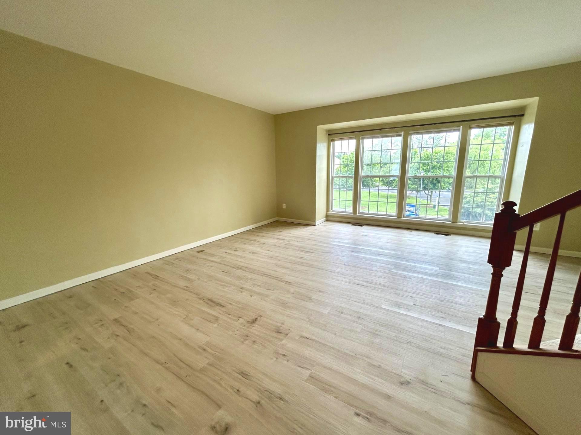 WINDMILL CROSSING - Residential Lease