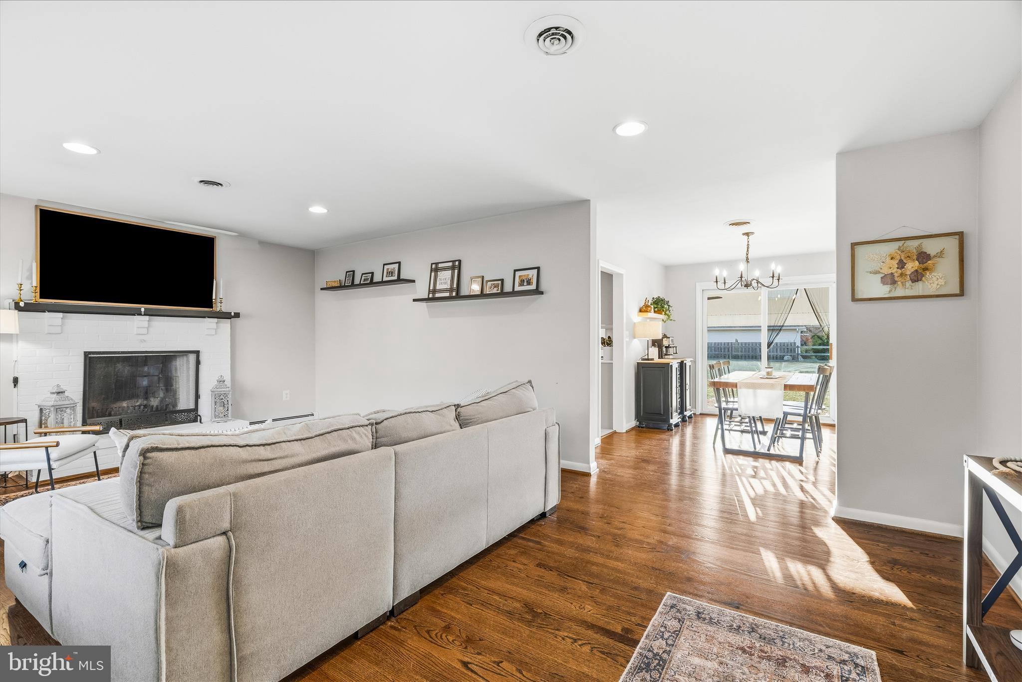 CLOVER HILL - Residential