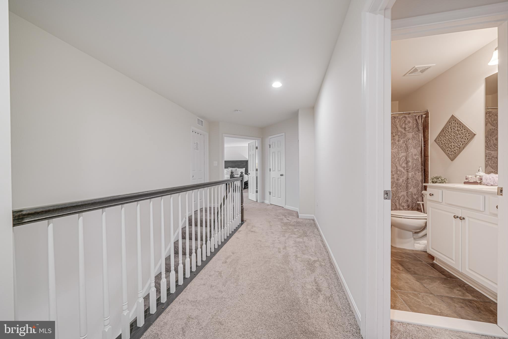 EAGLES POINTE WEST - Residential