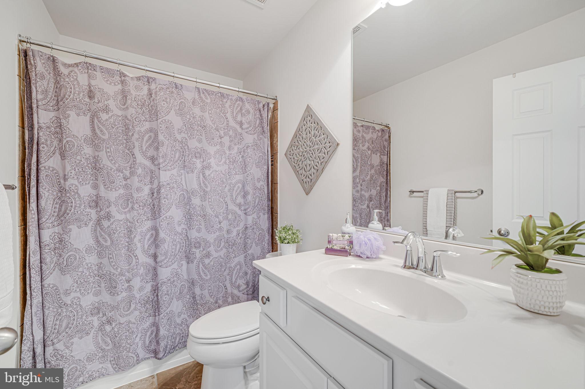 EAGLES POINTE WEST - Residential