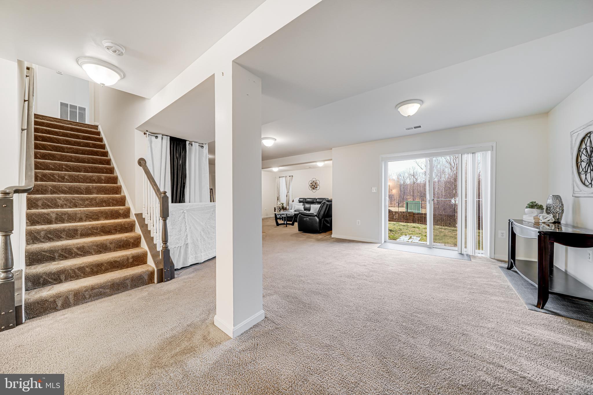 EAGLES POINTE WEST - Residential