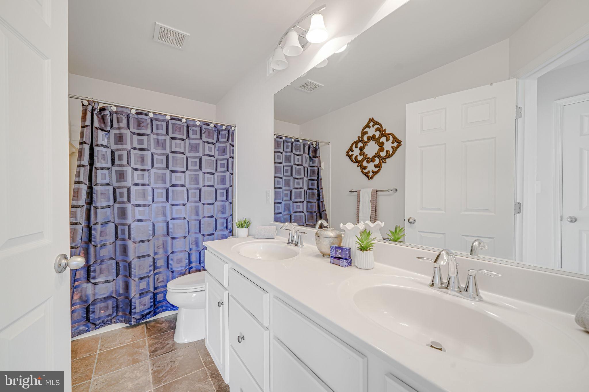 EAGLES POINTE WEST - Residential