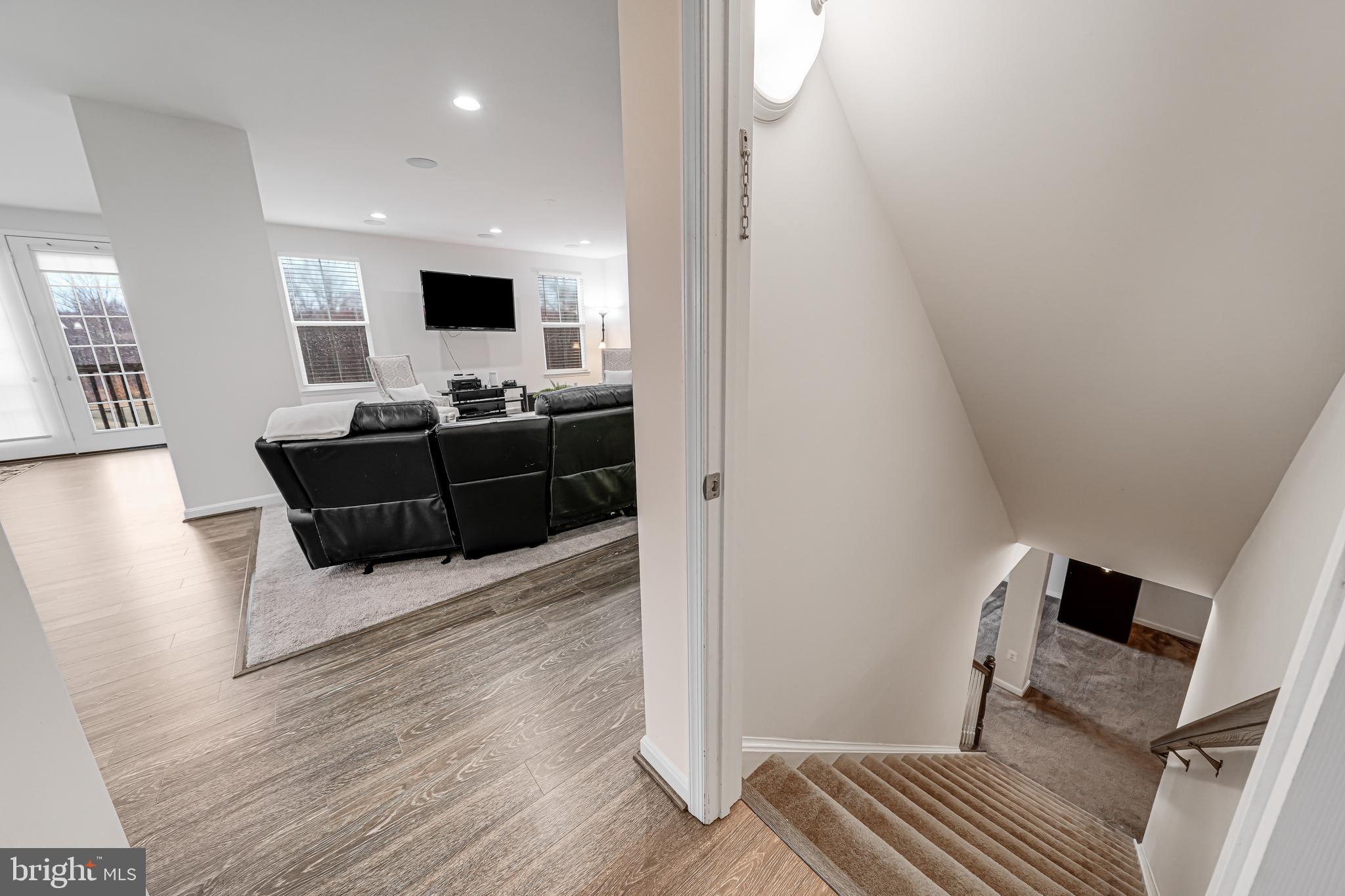 EAGLES POINTE WEST - Residential