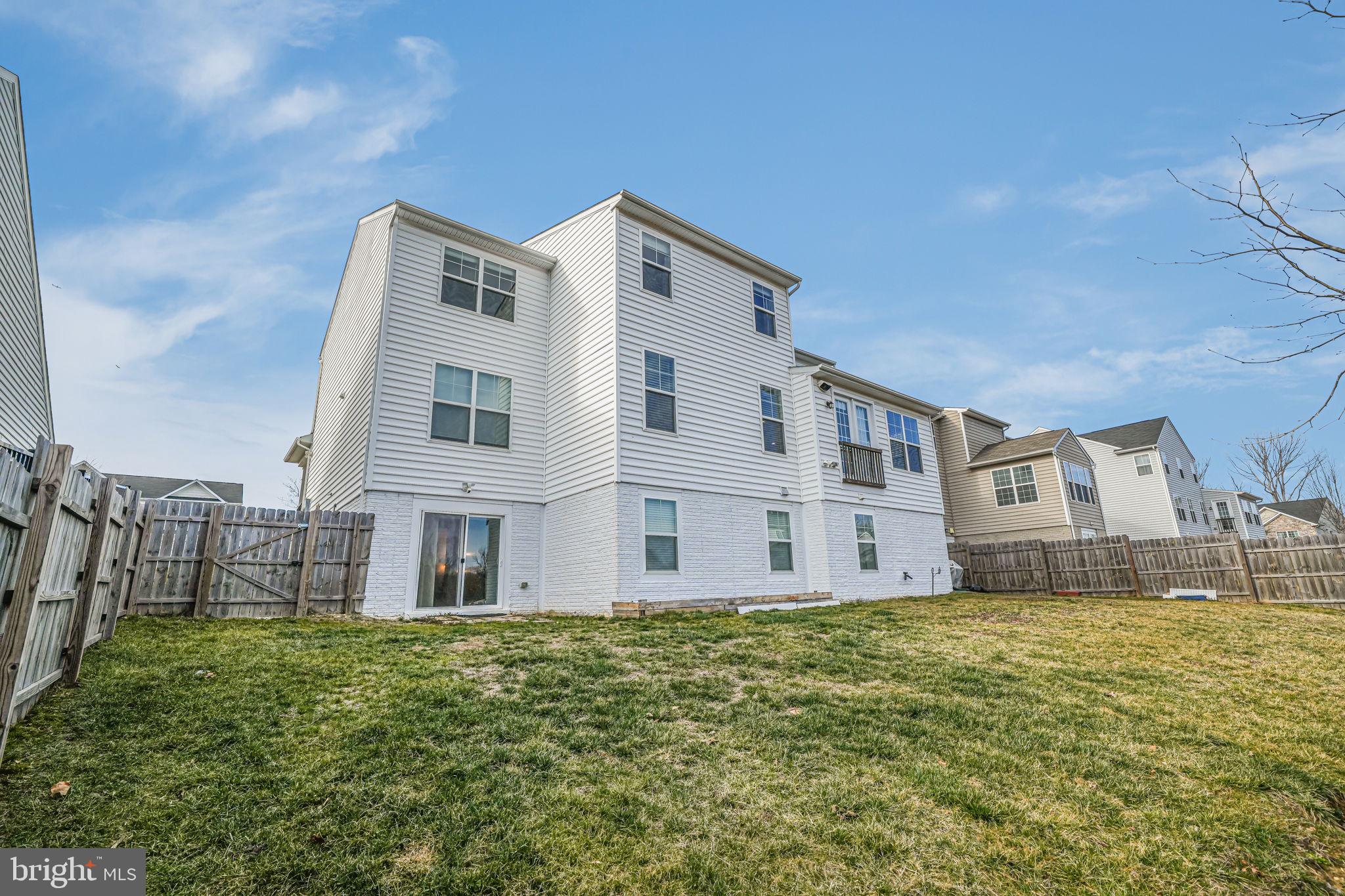 EAGLES POINTE WEST - Residential