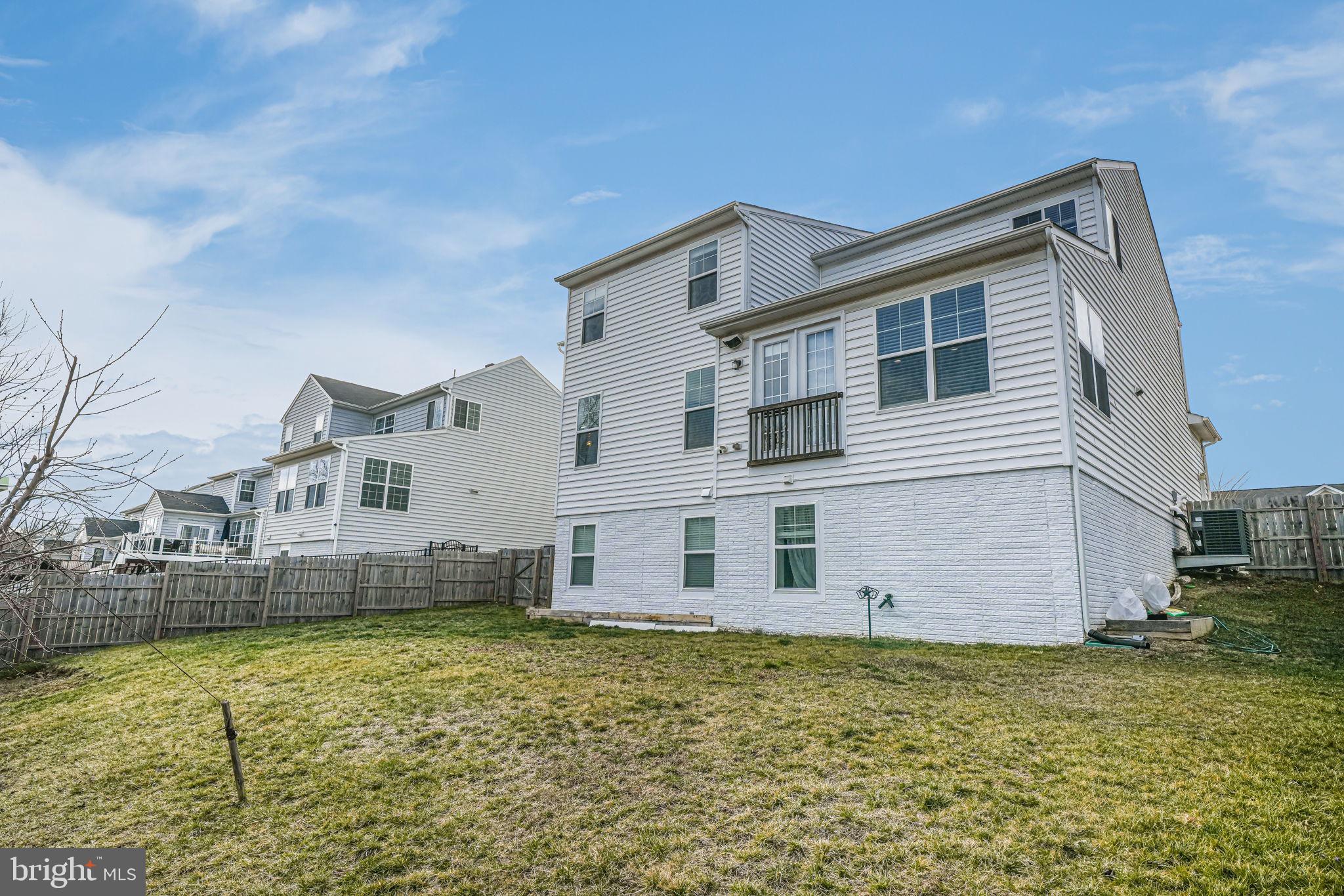 EAGLES POINTE WEST - Residential