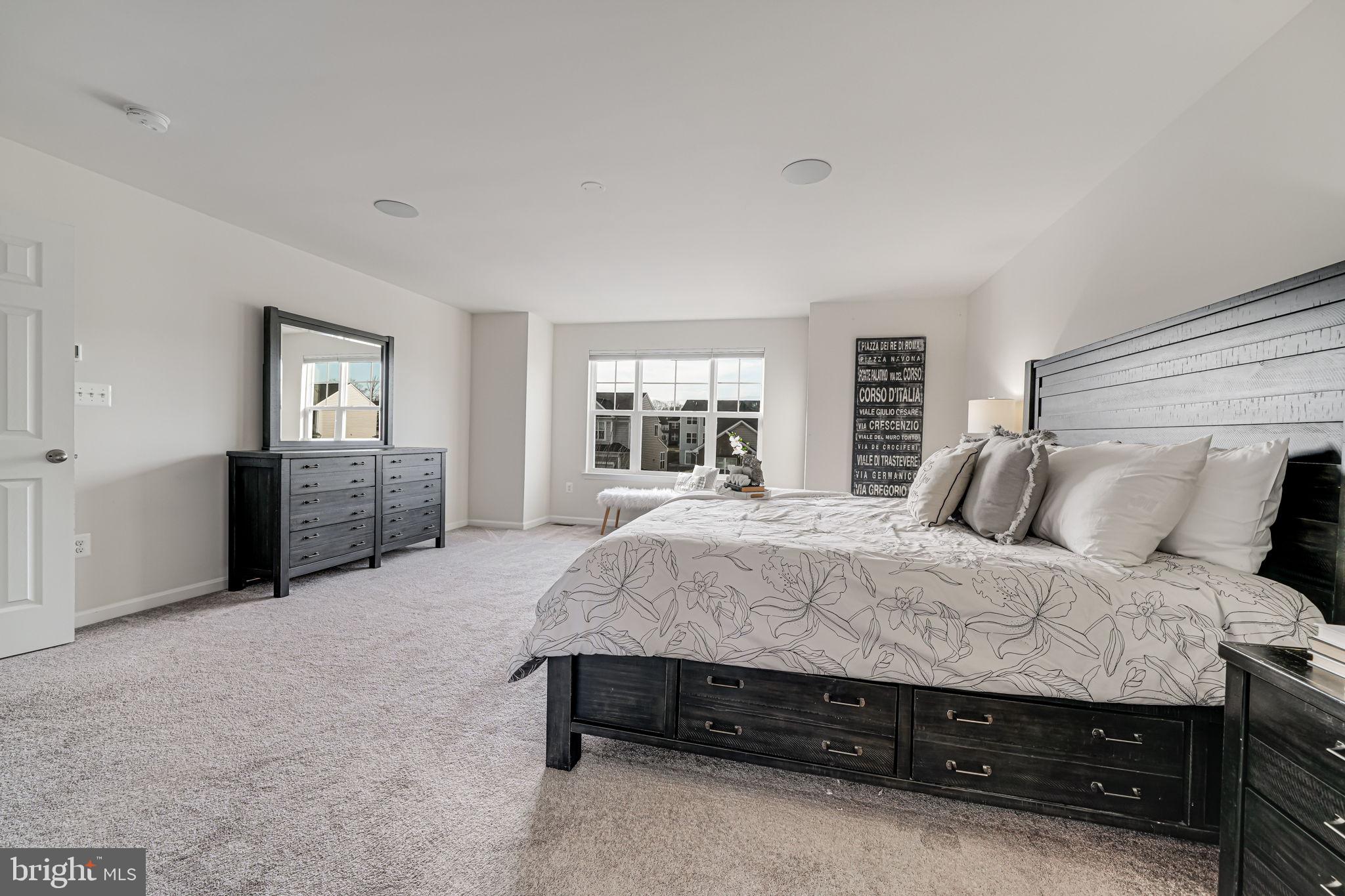 EAGLES POINTE WEST - Residential